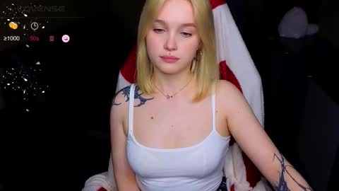 Sue online show from September 26, 8:06 pm