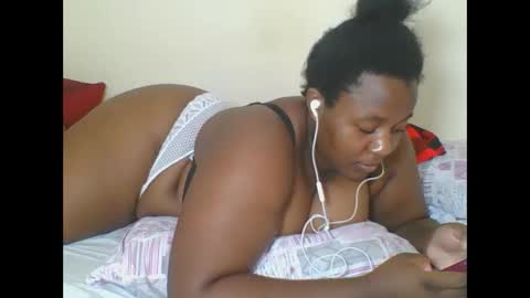 AURELIA online show from March 5, 8:37 pm