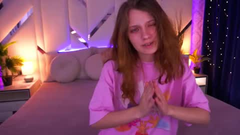 Foxy online show from February 20, 2:40 pm