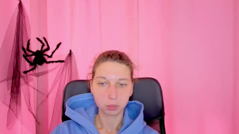 Elli online show from November 11, 11:29 am