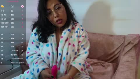 tell me jess   online show from February 6, 7:02 am