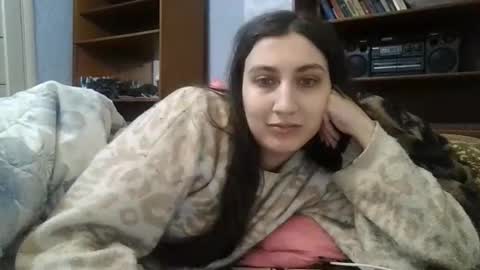 cutekattie online show from February 15, 7:11 am