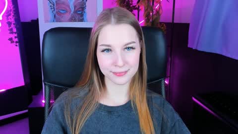 Rina online show from December 10, 1:33 pm