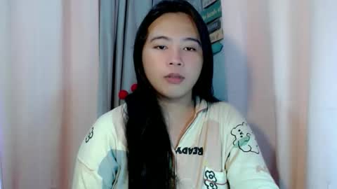 cute online show from February 3, 6:22 am