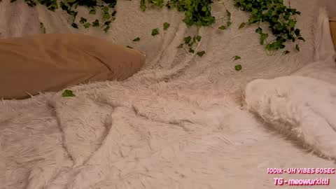 Chloe online show from September 22, 9:13 pm