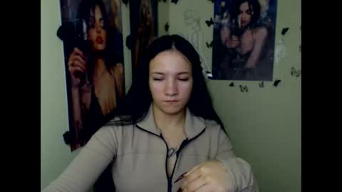 Emma online show from November 4, 1:27 pm