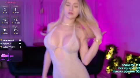 cutiepie69__ online show from April 16, 9:39 pm