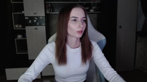 Cutti Crystal online show from December 4, 11:05 pm