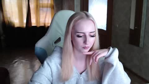 Cutti Crystal online show from April 14, 12:16 pm