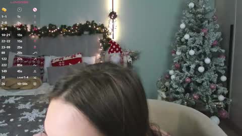 Cwen online show from January 8, 9:24 am