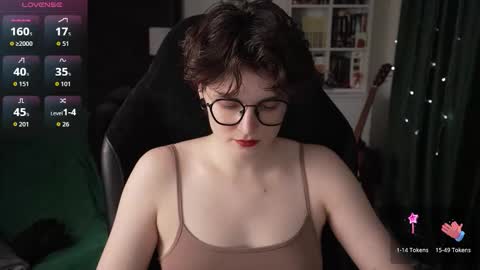 Helen Blossom online show from October 1, 8:25 pm