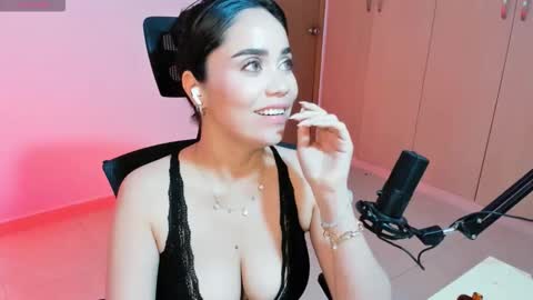 cyborgmuse online show from October 24, 7:26 am