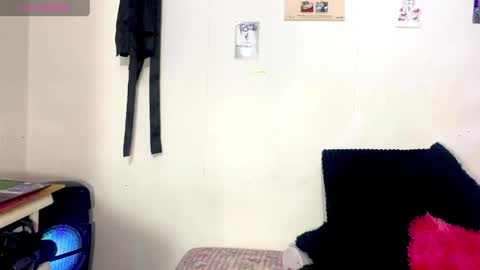 d3m0ny0_0 online show from March 29, 7:51 am