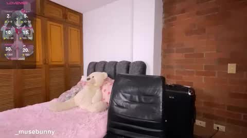 Sophie online show from December 4, 3:31 am