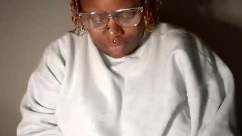 DadeesQTPie online show from January 15, 6:41 am