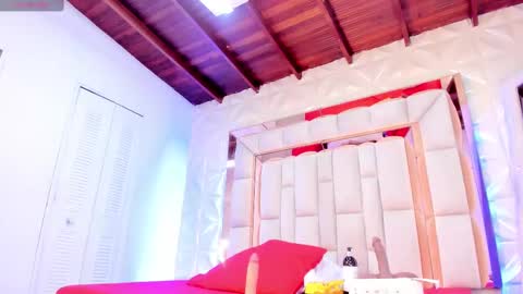 Dafnee online show from October 4, 1:06 pm