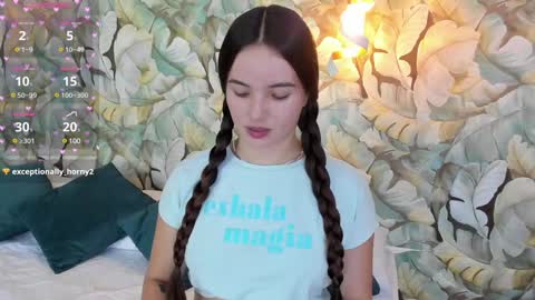 Dafne  online show from February 6, 7:51 pm