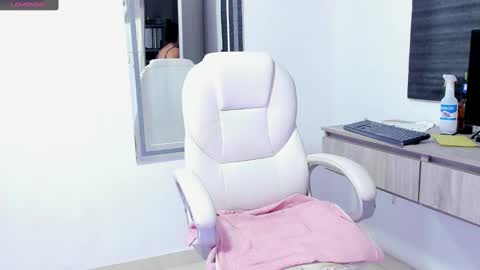 Dahian  online show from September 18, 11:53 am