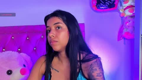    online show from February 6, 9:06 pm