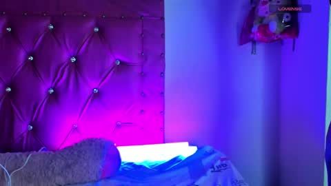    online show from March 6, 8:19 am