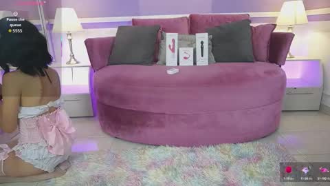 Dahlia Grey online show from September 23, 11:52 am