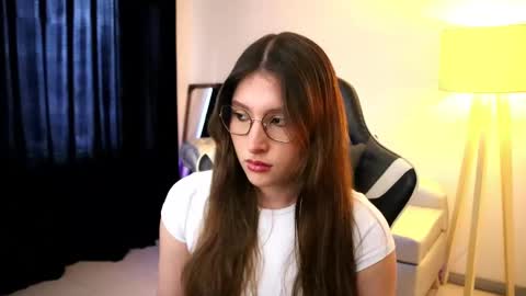 Lauren            online show from September 23, 1:53 pm