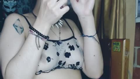    --  -- help me reach 100 hands up  online show from February 21, 11:32 pm