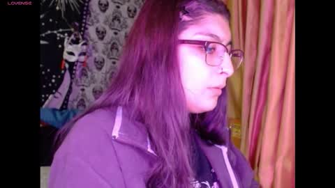    --  -- help me reach 100 hands up  online show from November 25, 1:30 am