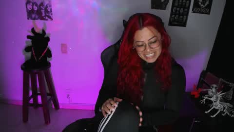 Dakota Crab online show from September 19, 12:09 am