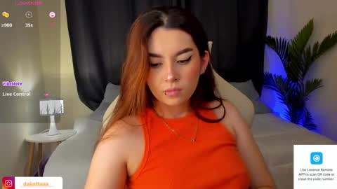 dakottaa__ online show from February 24, 11:52 pm