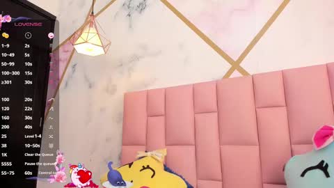 Liz online show from February 18, 1:22 pm