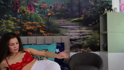 damedefeu online show from January 10, 8:18 am