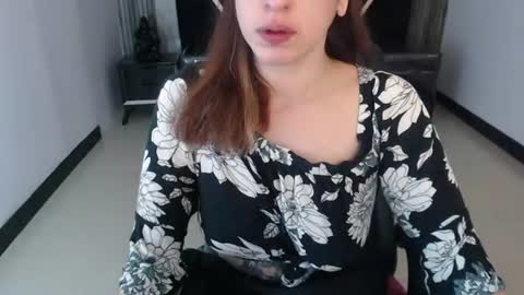Damia online show from June 14, 1:11 pm