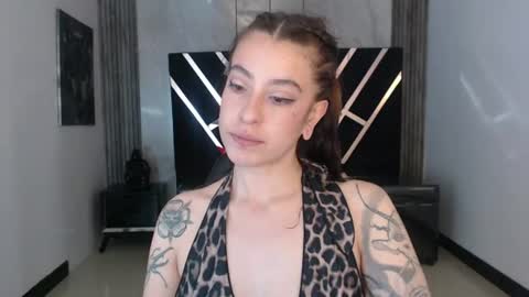 Damia online show from July 4, 8:49 pm
