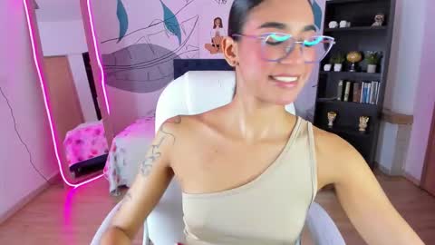 dana_paula online show from January 11, 11:59 am
