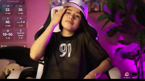 danaa_rouse online show from January 9, 11:20 pm