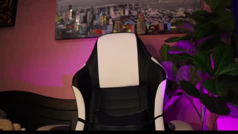 danaa_rouse online show from February 21, 5:08 am