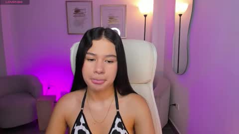 danaa_rouse online show from September 22, 7:12 pm