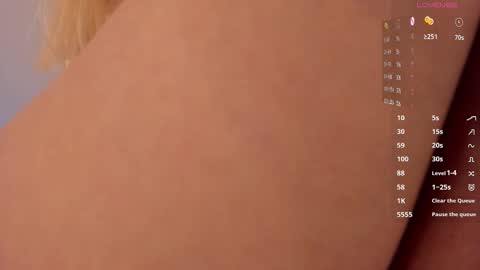 Dana online show from October 11, 10:45 pm