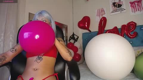 dandarkie online show from February 13, 8:03 pm