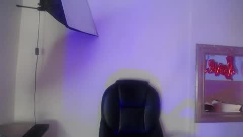 dandarkie online show from February 16, 4:53 am