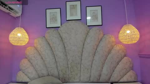 Daniela online show from December 5, 11:27 am