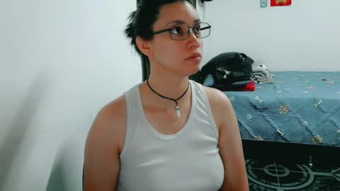 dani y jocelyn online show from April 3, 9:57 pm