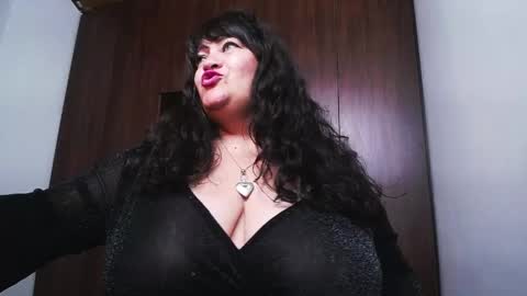     online show from April 16, 9:39 pm