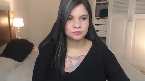 daniellerain online show from March 22, 4:35 pm