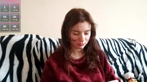 Mia online show from December 21, 8:40 am