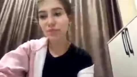 Julia online show from February 22, 4:41 pm