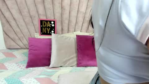 DaniiBelluci  online show from February 5, 12:08 pm