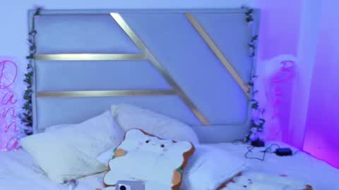 DannaBerry online show from October 30, 5:25 pm