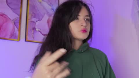 Danna Lovs online show from March 12, 12:15 pm